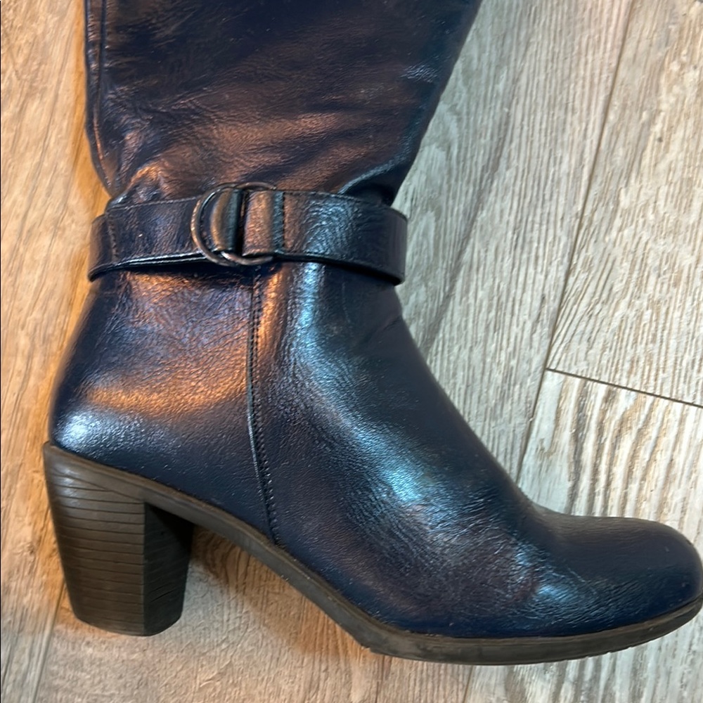 Levity Navy Blue Heeled Boots Classic Design